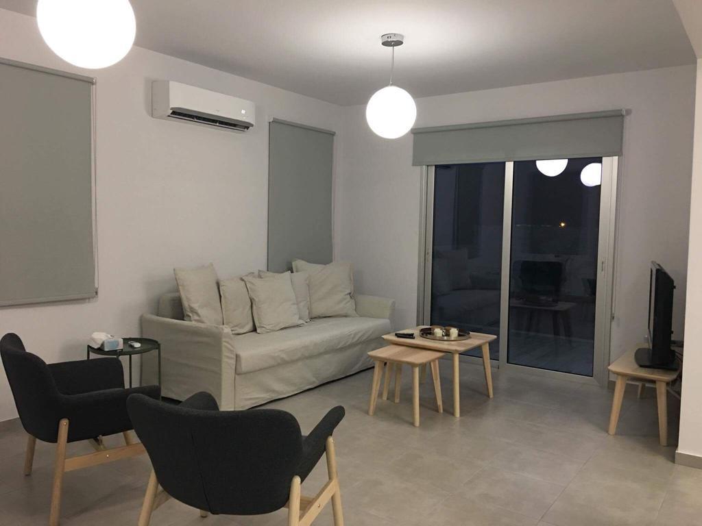 Kitsios Villas With Private Pool No2 Protaras Bilik gambar